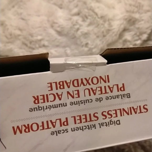 *NIB* Stainless steel Digital Kitchen Scale - Picture 4 of 9